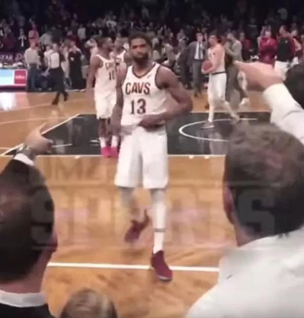 偷腥NBA球星「遭球迷垃圾話」辱罵 當場做出失控舉動「NBA開罰45萬」:球員必須感謝球迷!