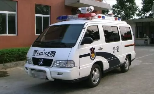 女兒打電話給父親說想吃雞蛋,父親覺得不對立刻打電話報警,救了女兒一命,網友:不是智商高,全都是父愛!