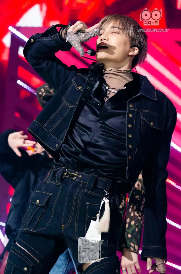 [EXO][新聞]181219 經營困難還在堅持的背後：燦烈曾拜託媽媽留下vivapolo