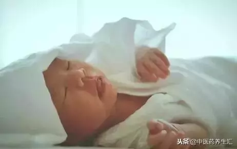 人體有個安眠穴,讓你一覺睡到自然醒!(簡單實用)