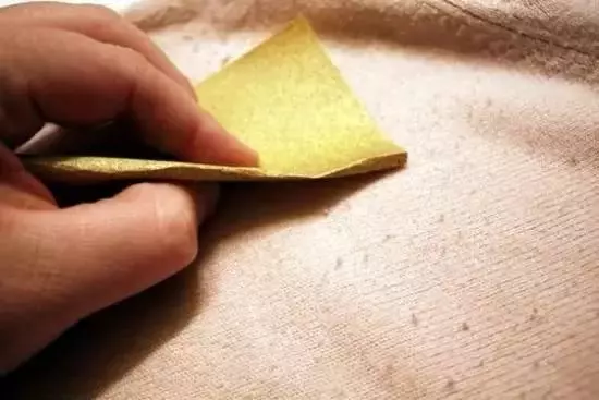 衣服拉鍊壞了別著急換新,只需一根吸管就能修好,真是省錢又實用!