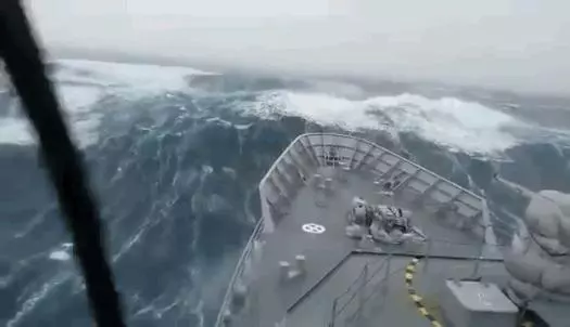 海下湖泊太夢幻 6個海洋奇景