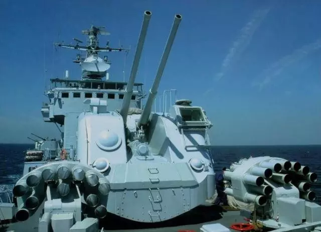 火力不足恐懼症?曾經中國海軍竟想在驅逐艦小身板上裝這麼大的炮