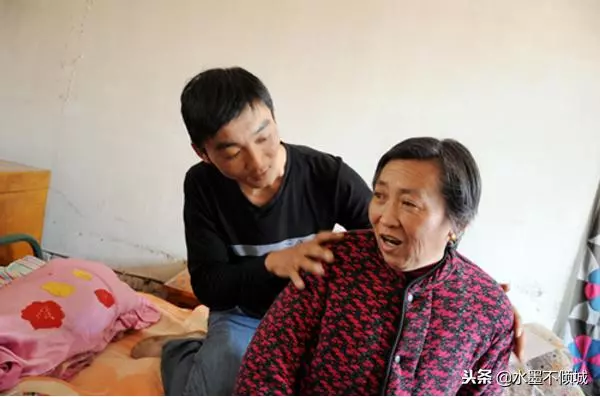 妹妹病逝,哥哥要求妹夫依然輪班照顧自己母親,妹夫:你做夢呢?
