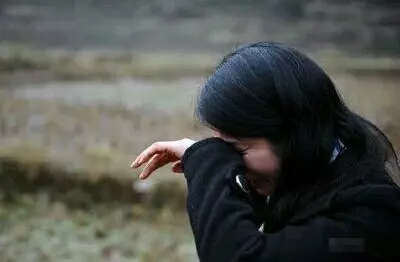 妻子弄丟兒子,母親逼他離婚,九年後兒子回來,講出真相他卻蒙住