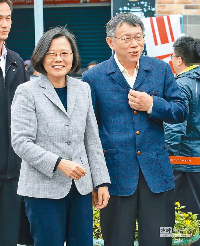 陸想以柯換蔡 柯「怎這樣寫」