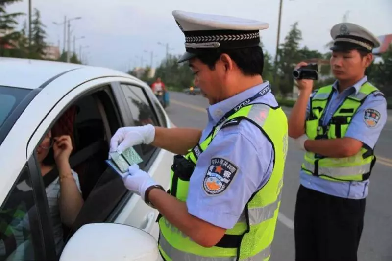 考車考了9次好不容易pass了!結果不到兩小時Lesen卻被吊銷了?!