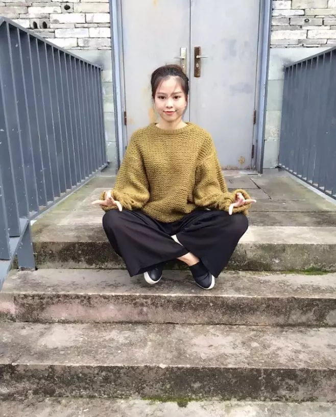 她大學慘遭劈腿「心碎到消失2年」毫無音訊,有一天再出現...「意想不到改變」轟動朋友圈!