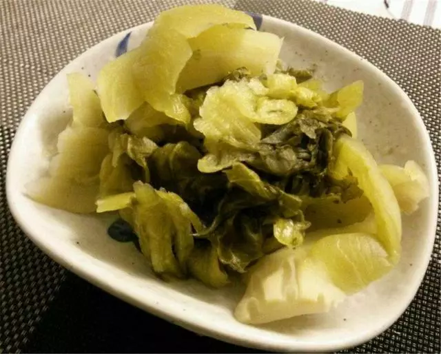 這種珍惜的藥材,手腳麻木要吃,不明頭痛要吃,肝不好要吃,防心梗更要吃!