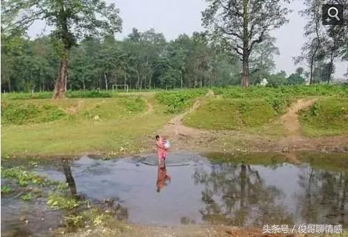媳婦懷孕回娘家,接到丈母娘的電話,我當著母親的面掀翻了桌子