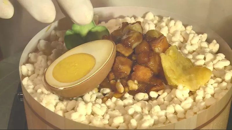 太扯!85˚C推滷肉飯便當「一個要價380」! 網友買來嘗鮮「才吃一口就驚呼」:要排隊了