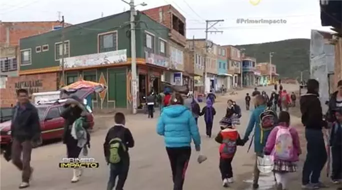 媽媽離家後,11歲哥哥以特殊方式把3個弟弟照顧得很好,曝光後連警方都覺得不可思議!