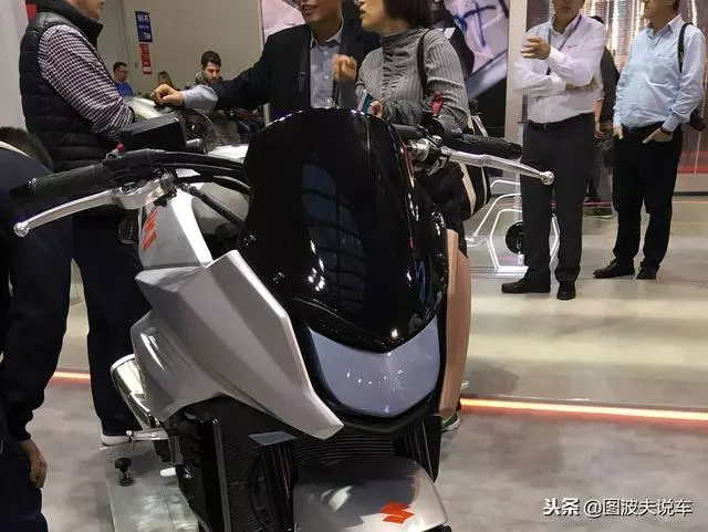 合金闊面,直列四汽缸,新一代鈴木刀Katana 3.0鈴木摩托車