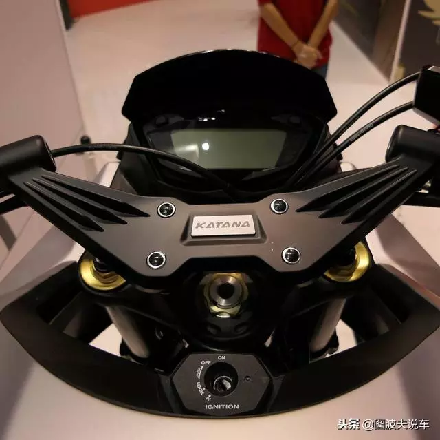 合金闊面,直列四汽缸,新一代鈴木刀Katana 3.0鈴木摩托車