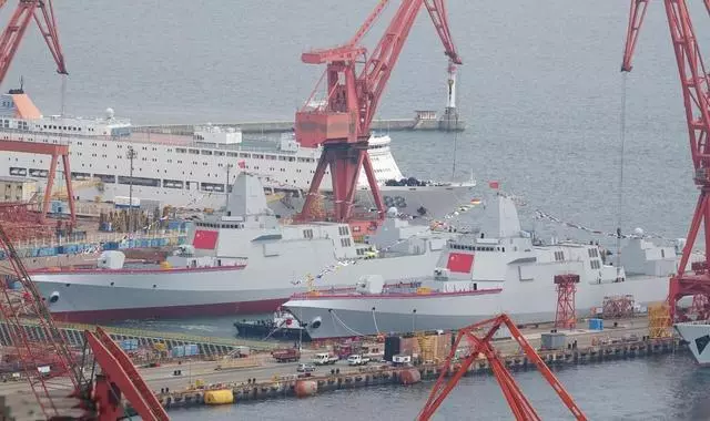 時隔4個月,055大驅再次海試,局座:中國這一步跨越太大了