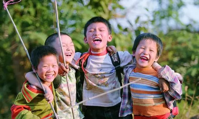 經常外出旅行與宅在家的孩子有何區別?科學實驗告訴你:5年後你就知道了!