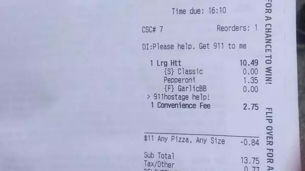 披薩店員看到「奧客的詭異要求」後馬上報警 卻成為一家人的大英雄!