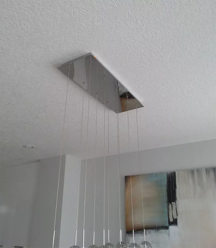 女友禁止他把玩具擺在家裡 宅宅「最後的倔強」卑微到網友爆笑:硬要藏耶
