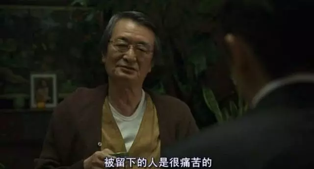 「此生來世,謝謝你愛我,我先走一步」最好的愛情就是:陪你走到生命的最後一刻...(看哭)
