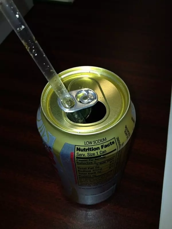 14個每天都會用到「但我們一直用錯」的日常用品 果凍蓋子當湯匙太猛!