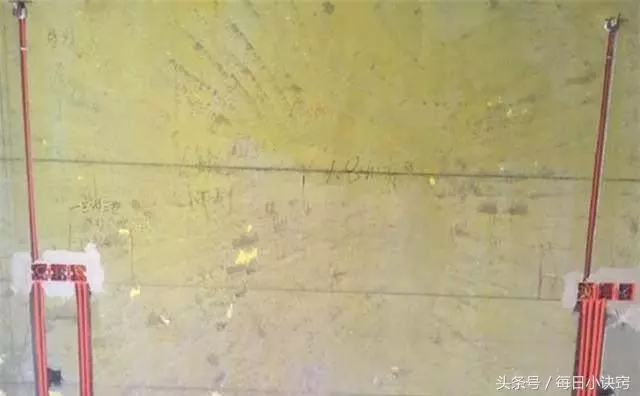 電工這樣做,就算一天給他800塊錢也非常值,什麼錢出什麼工藝