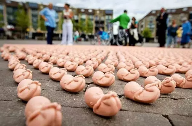 你墮過胎嗎?十世拜佛,抵不過一次墮胎!今日你把這個法布施出去一次,就能化解墮胎重罪,從此不受嬰靈打擾,平安順利!