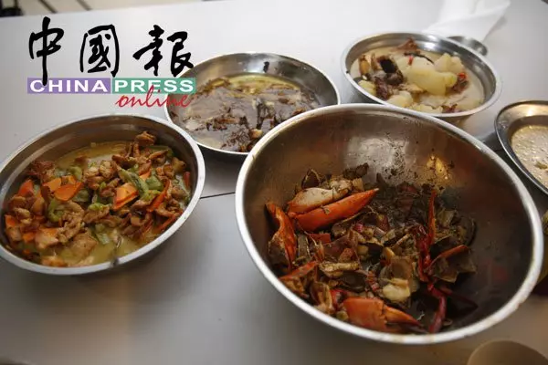 2018-12-21: 吉隆坡, 高薪招募打字員免費機票住宿 大批中國人騙來我 國「軟禁」 在超級豪