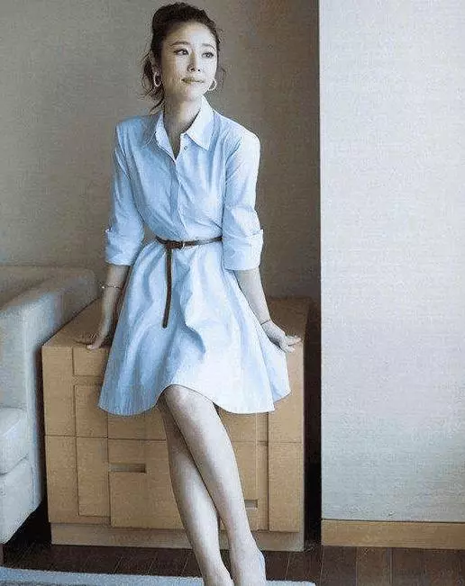 36孫儷和42林心如,同穿襯衣裙,網友:這氣質真不止差6歲!