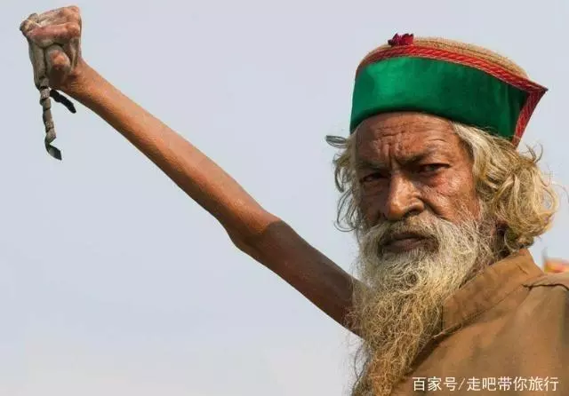 在印度看到「苦行僧」,請收起你的好奇心,不要停留更不要拍照!