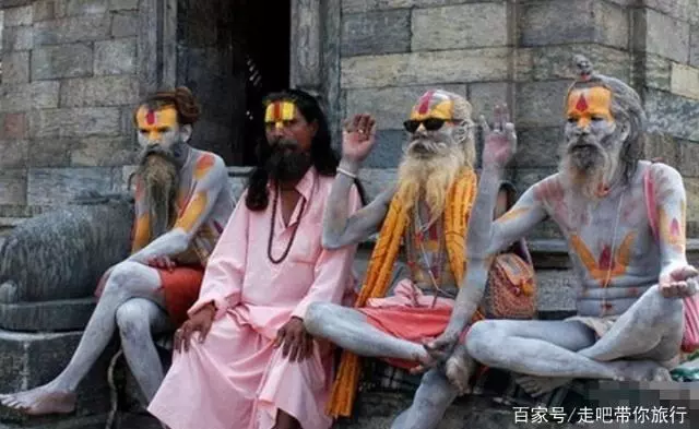 在印度看到「苦行僧」,請收起你的好奇心,不要停留更不要拍照!