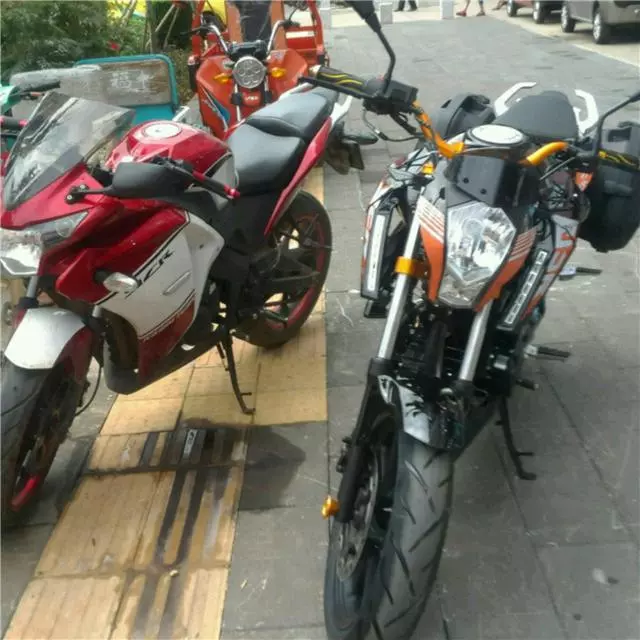 摩托車會掉鏈子為啥不用傳動軸?廠家說出真相,並不是為了省錢