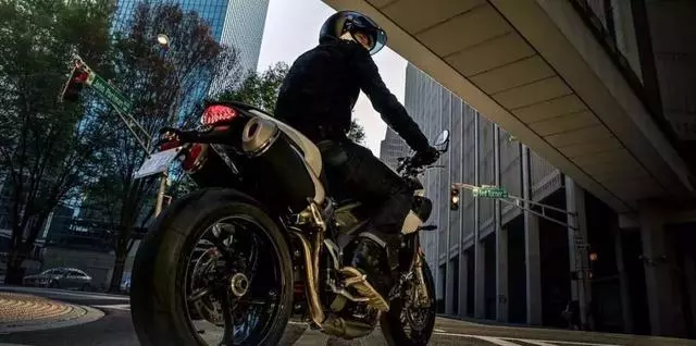 配置到頂 凱旋 青蛙王子 2018三缸街霸