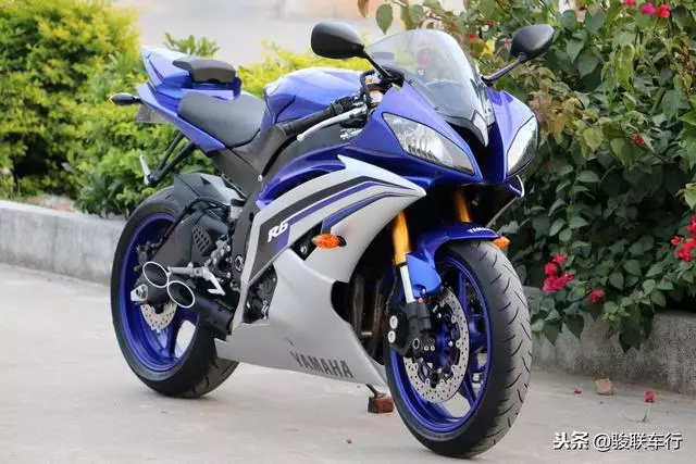 2016山葉R6 就沒見過這麼新的