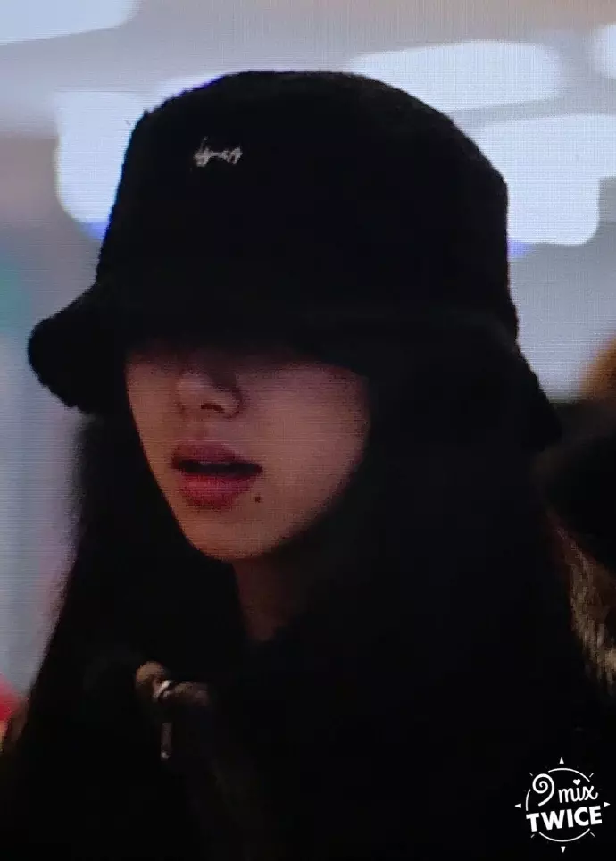 [TWICE][分享]181221 「SBS歌謠大戰」兩個特別舞台劇透！MOMO-子瑜-彩瑛事前錄製