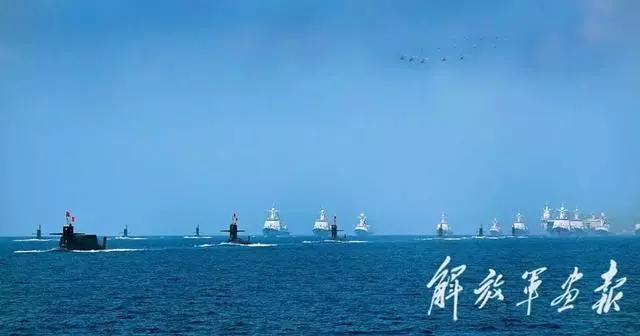 這一年,中國軍隊的這些瞬間震撼了我們