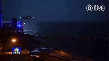 這一年,中國軍隊的這些瞬間震撼了我們