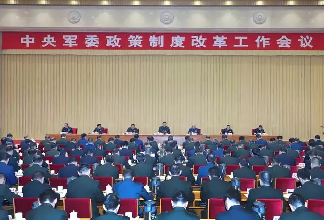這一年,中國軍隊的這些瞬間震撼了我們