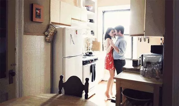男人的一生,站得高不高、走得遠不遠,取決於能否遇到個好女人