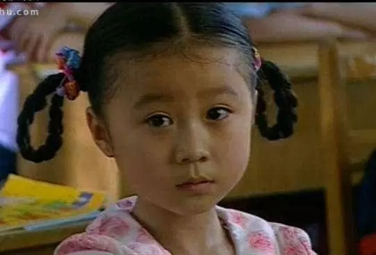 6歲出道因和林心如搭檔飾演皇后走紅,如今21歲的她長成這樣