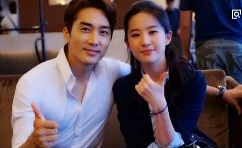 隱瞞15年,劉亦菲曝出愛的人是他!網友:人家已經娶妻生子了!