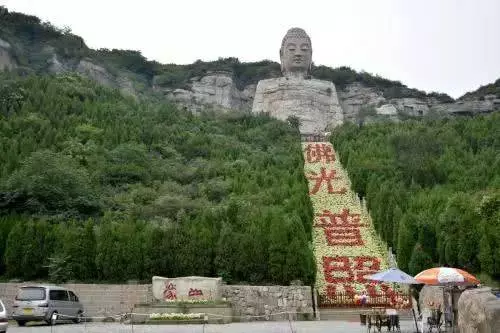 世界上最早的石刻大佛:武則天為它披袈裟,神秘消失600年後再現人間!
