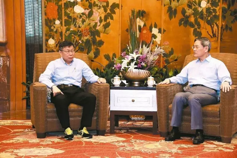 韓氏時尚北漂! 新北小內閣「開工裝」有韓風