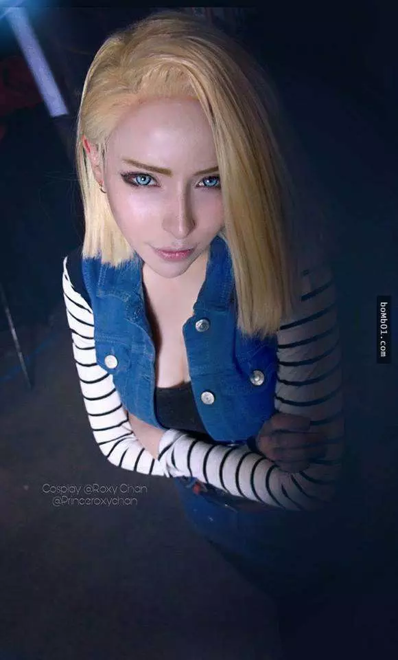 神還原「人造人18號」!外國正妹的Cosplay作品幾乎沒人可以超越,第六張開始露出胸器…