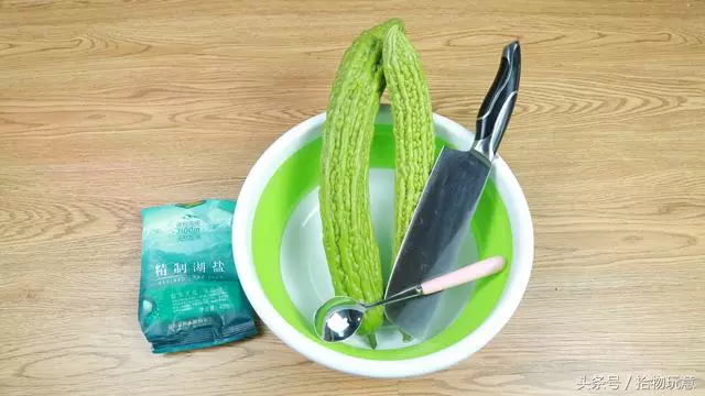 想要苦瓜去除苦味,只要用這一招,很多人都不知道···
