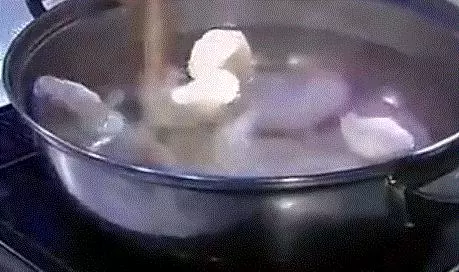 廚房髒抹布加點這個,幾分鐘不用洗也變成新的!趕緊學~