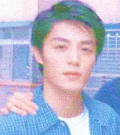 阮經天18歲,鍾漢良18歲,梁朝偉18歲,古天樂18歲,林志穎18歲,都比不過他的18歲!