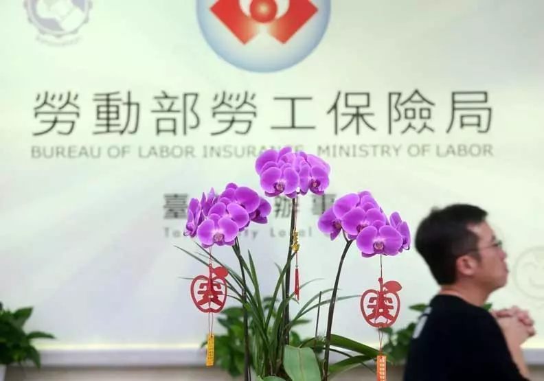 勞保繳一輩子「退休領不到半毛」?! 專家警告「有這3種狀況」可能讓你欲哭無淚