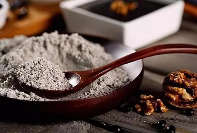 藏在身邊的「養腎」食物,一周幫你趕跑白髮和脫髮!你知道嗎?