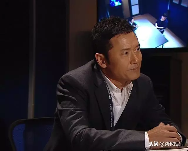 TVB無線五虎-苗僑偉!從事業高峰到退隱經商,年過60卻活得灑脫