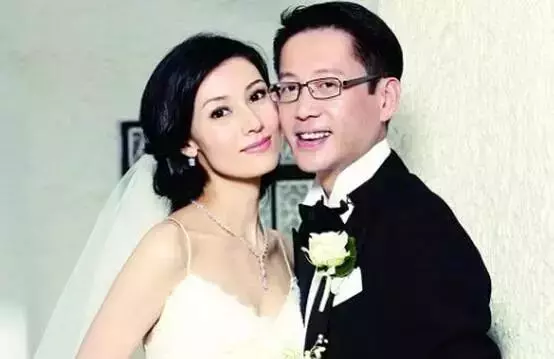 李嘉欣公公420億遺產不傳獨子!豪門財富到底如何傳承?